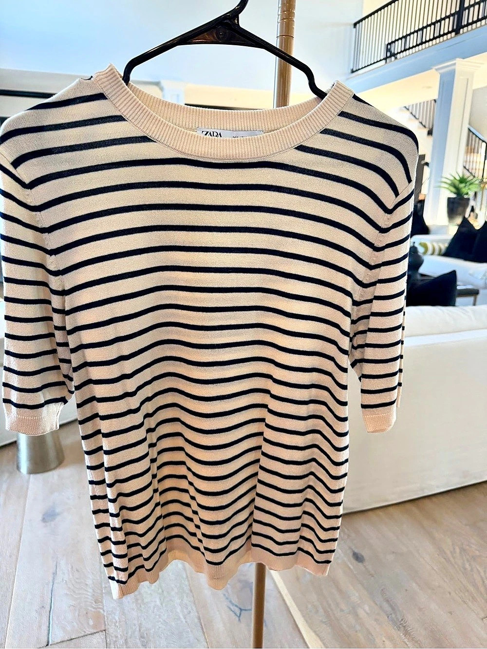 Zara Striped Crew Neck Sweater in Beige & Blue Size Medium
